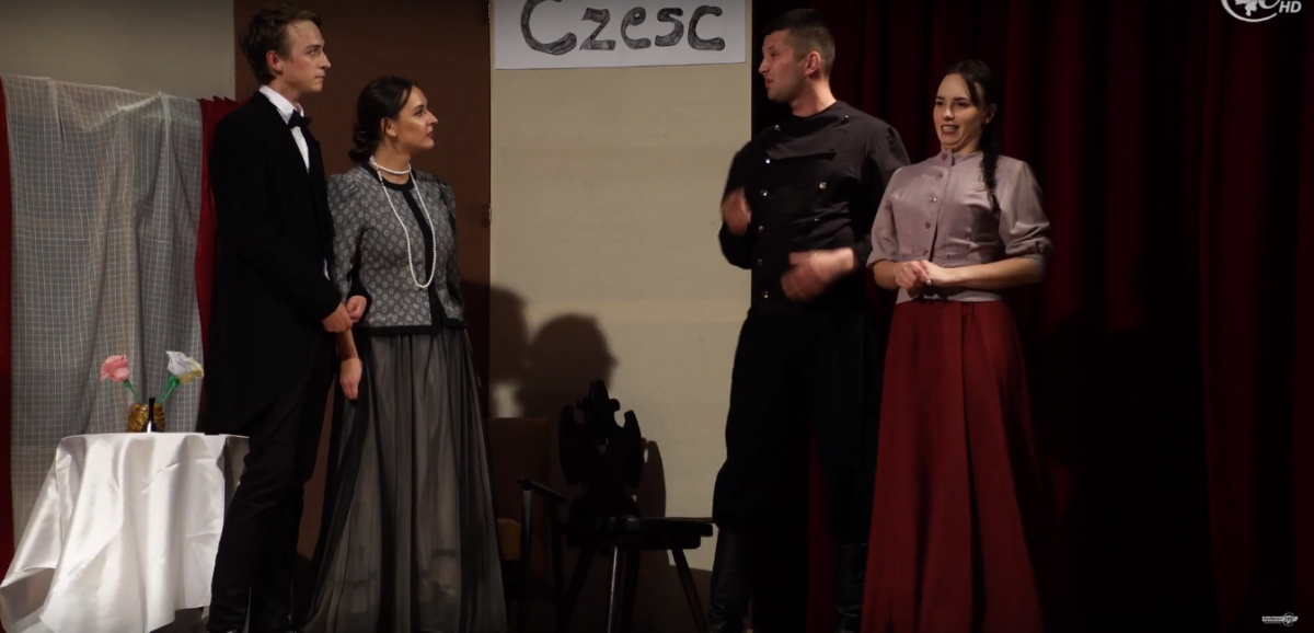Teatry wiejskie z małopolski stawiły się na festiwalu w Wiśniowej
