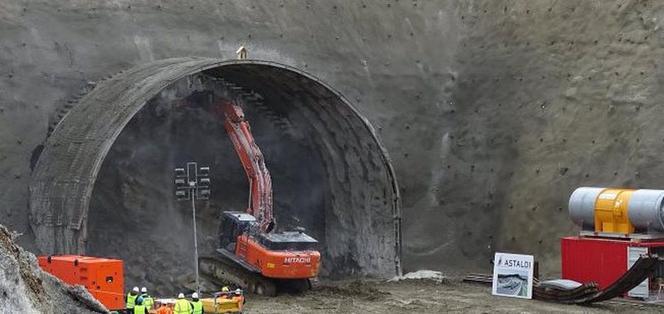 Postępy w drążeniu tunelu na zakopiance