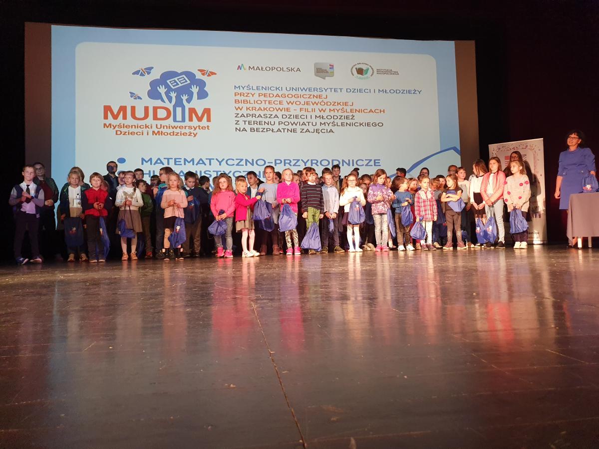 Dzieci i młodzież studenci MUDIM rozpoczęły rok akademicki 2019/2020