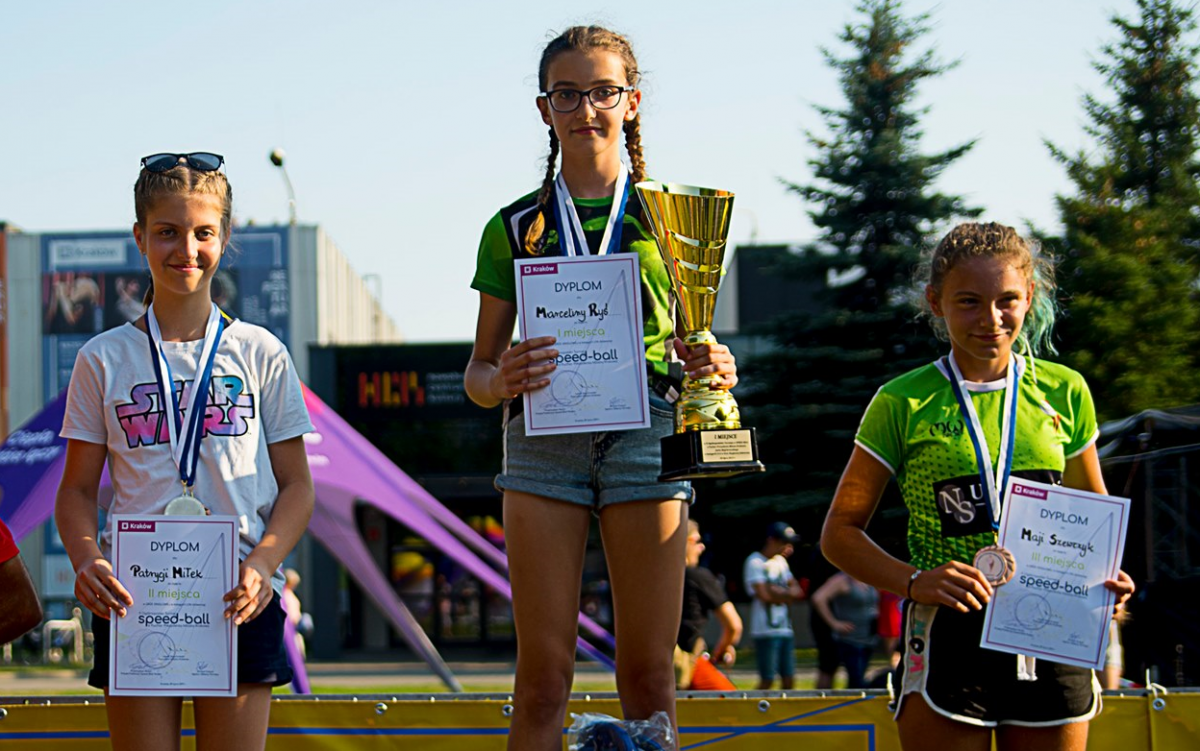 Speed-ball. Reprezentanci powiatu myślenickiego przywieźli 7 medali z ogólnopolskich zawodów.