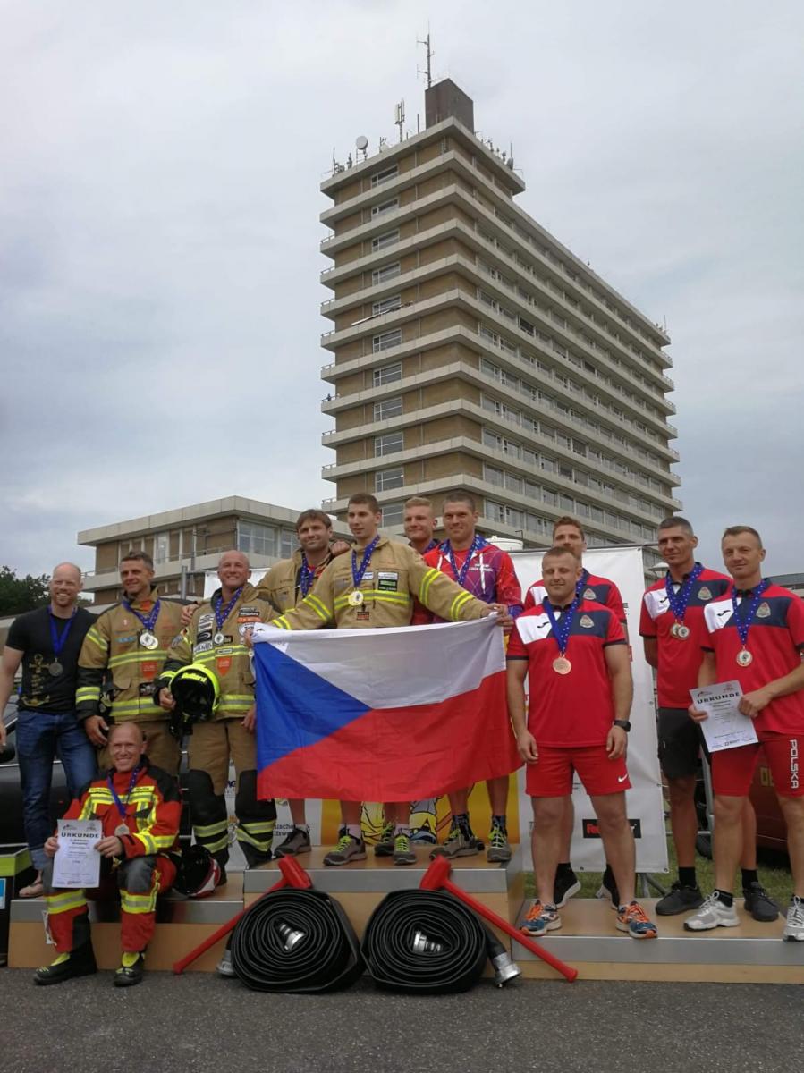 Asp. Mariusz Pustuła - strażak na medal!