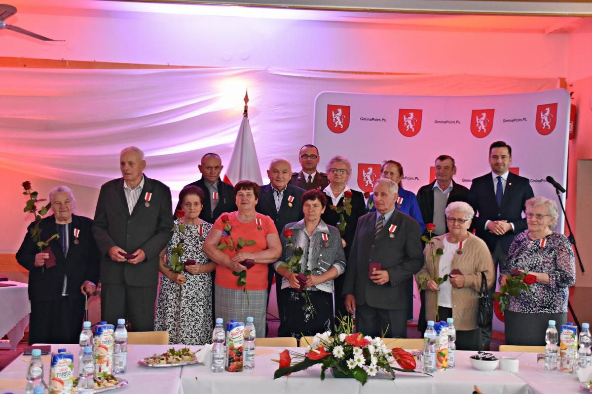 W gminie Pcim wręczono medale  