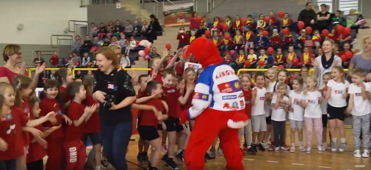 Sport i zabawa czyli przedszkolaki na Przedszkoliadzie w Myślenicach