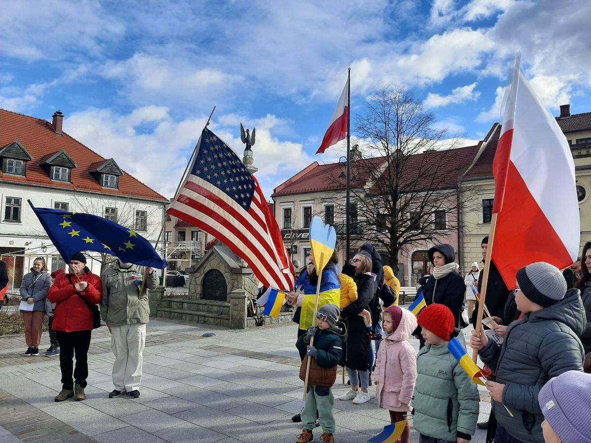 Mieszkańcy Myślenic wpierają i solidaryzują się z Narodem Ukraińskim.
