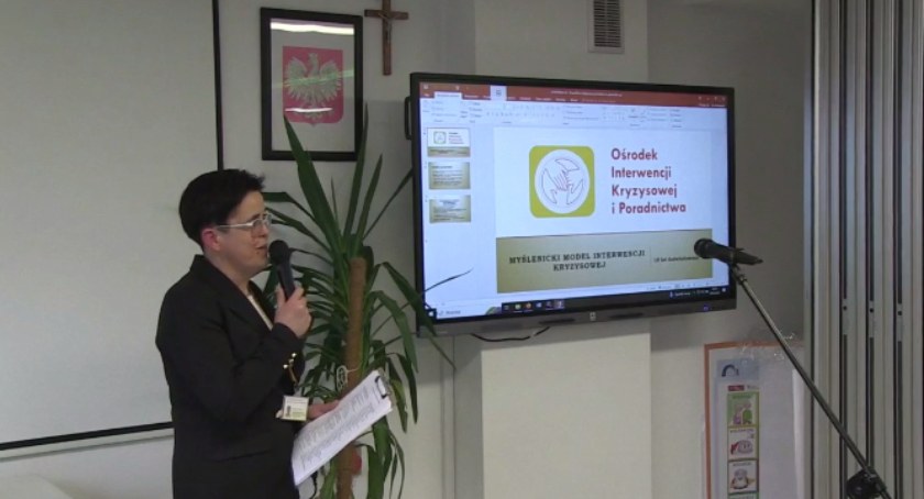 Relacja na żywo z konferencji Na ratunek całą dobę, Interwencja Kryzysowa w Myślenicach, Nadzieja, Pomoc, Zmiana