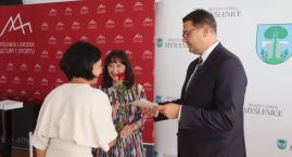 Nauczyciele mianowani odebrali akty i gratulacje z okazji zawodowego awansu