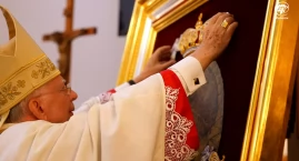 Koronacja obrazu Matki Bożej z Kołomyi w Parafii Naw&hellip;