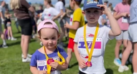 XIII Sieprawska Piątka za nami! Sportowe popołudnie dla całych rodzin [REPORTAŻ FILMOWY I GALERIA ZDJĘĆ]