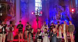 Gmina Lubień. Kolędnicza tradycja czyli koncert 
