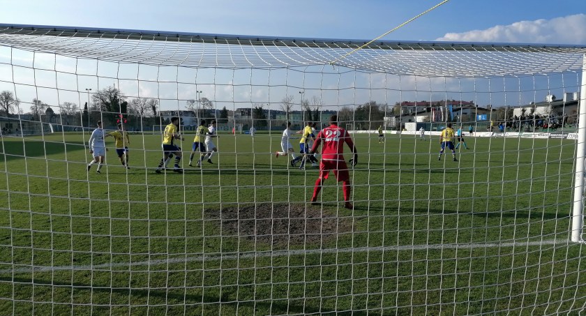 IV liga: Porażka Victorii przed własną publicznością 