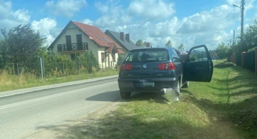 7 osób w Seacie. Małe dzieci bez fotelików i pasów! 