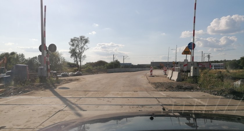 Trwa budowa tuneli. Jest droga tymczasowa! (Galeria) 