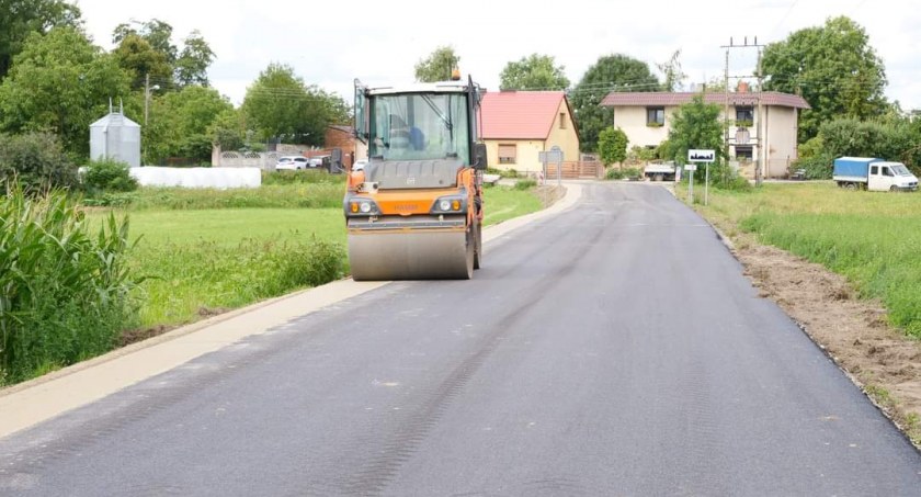 Nowe oblicze kolejnych dróg w gminie Nekla (Galeria) 