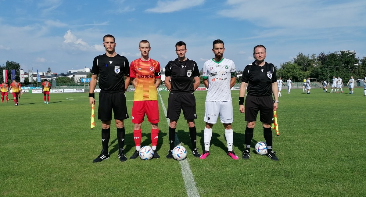 Victoria rozgromiła Pogoń! Osiem bramek przy Kosynierów (Relacja/Galeria) 