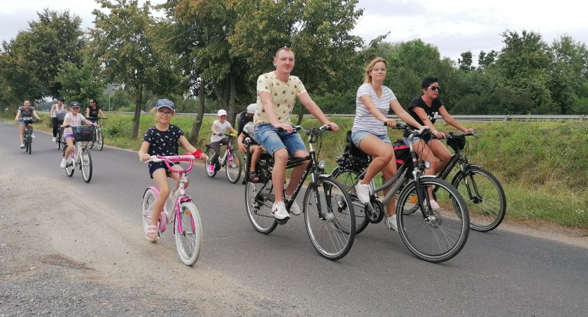 Kilkuset cyklistów na trasie Rajdu Rowerowego! (Galeria/Wideo) 