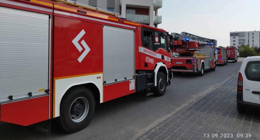Pożar na balkonie bloku przy ul. Gnieźnieńskiej 