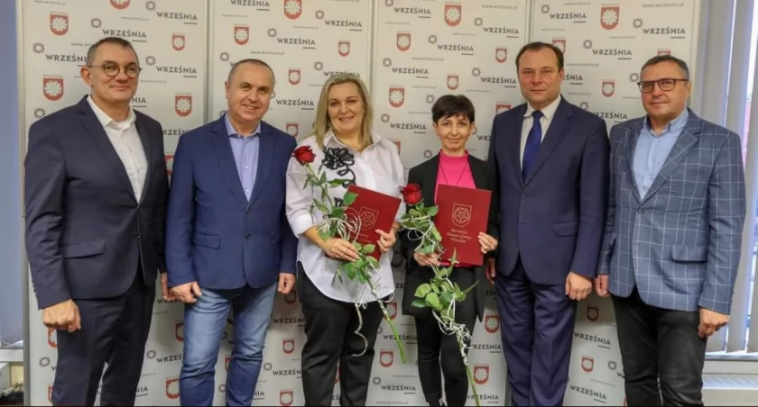 Dwie nauczycielki z awansem zawodowym. Gratulacje! 