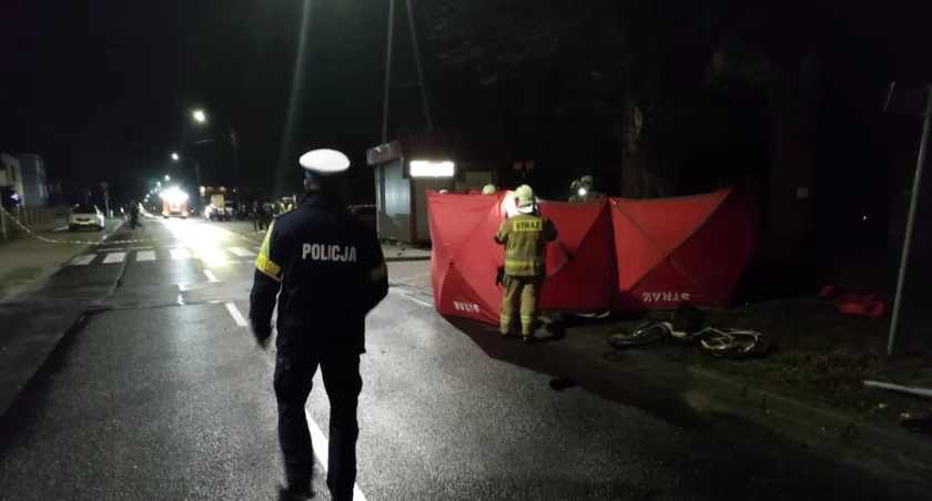 Tragedia na drodze w Pyzdrach. Nie żyje 48-letnia kobieta 