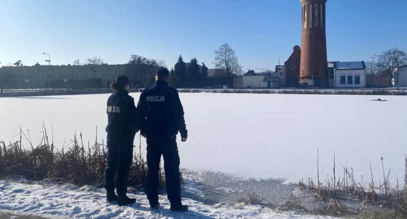 Wchodząc na lód ryzykujesz życiem! Ważne porady policji 