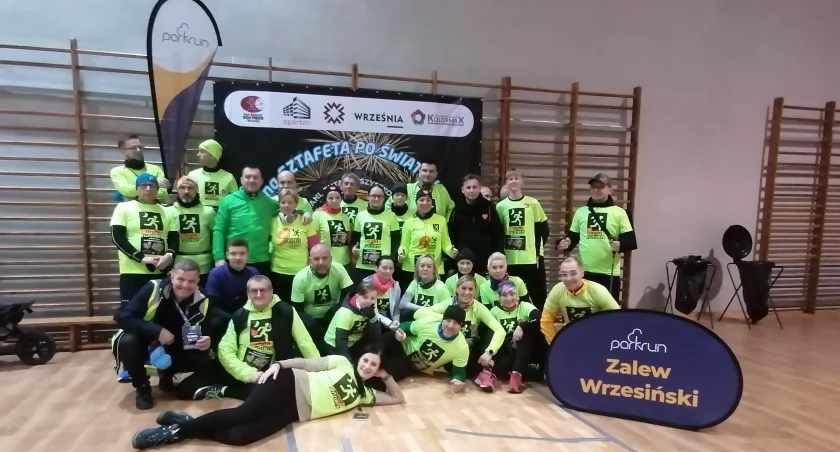 Ruszyła 24h Sztafeta po Światełko do Nieba we Wrześni! Na bieżni kilkuset biegaczy (GALERIA) 