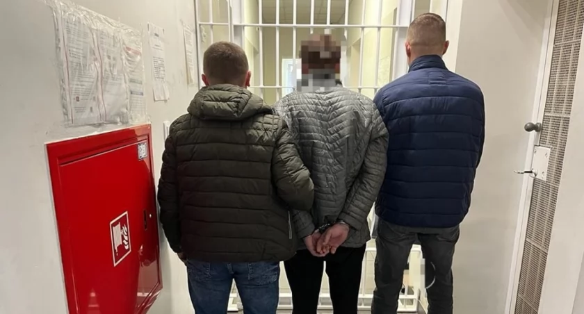 Podpalił oborę ze zwierzętami. 34-latek w rękach polcji (zdjęcia) 