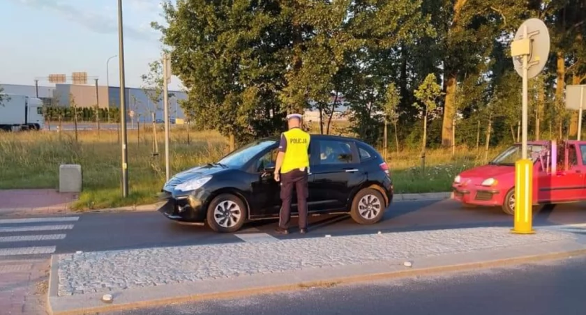 Dwóch pijanych kierowców w rękach policji 