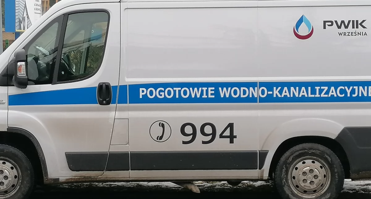 Uwaga, awaria na Gnieźnieńskiej we Wrześni. Będą utrudnienia w ruchu (mapka) 