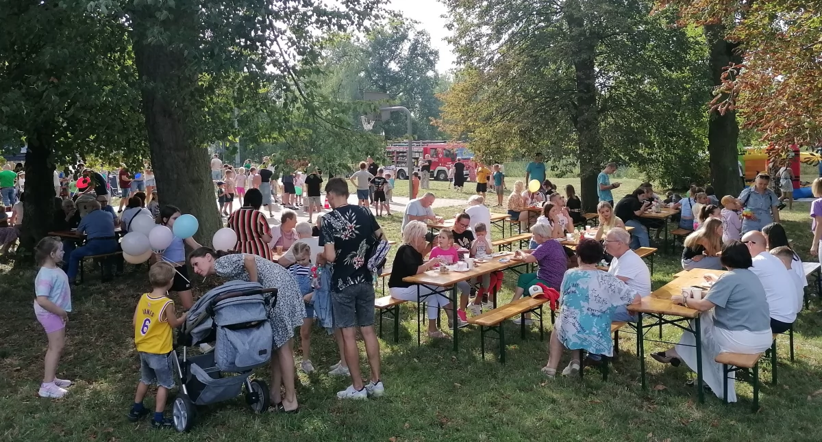 Rodzinny Piknik w Gutowie Małym. Impreza na pożegnanie lata (Galeria) 
