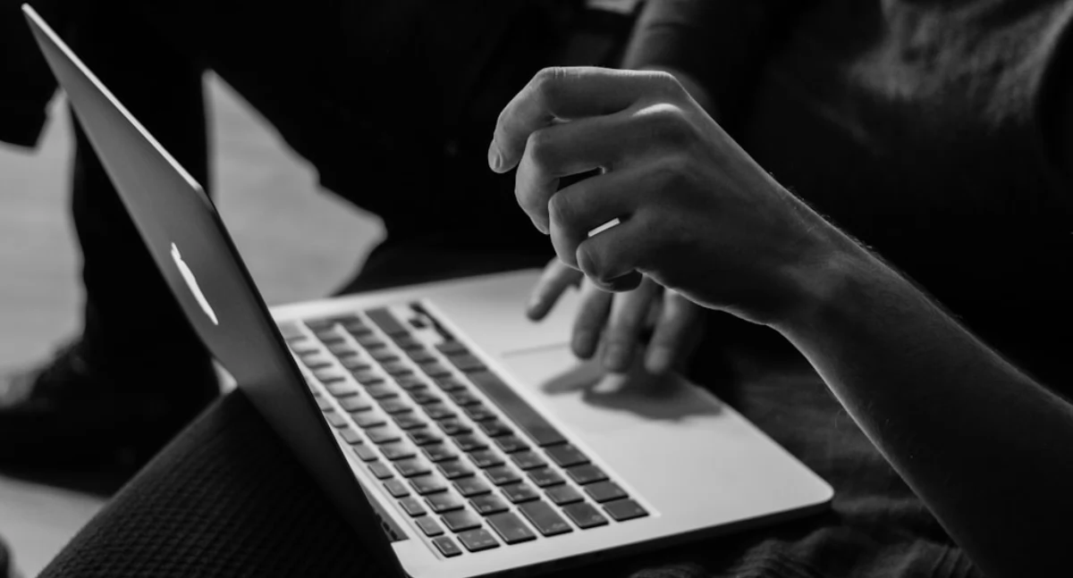 Czy internetowe relacje mogą być szczere i prawdziwe?