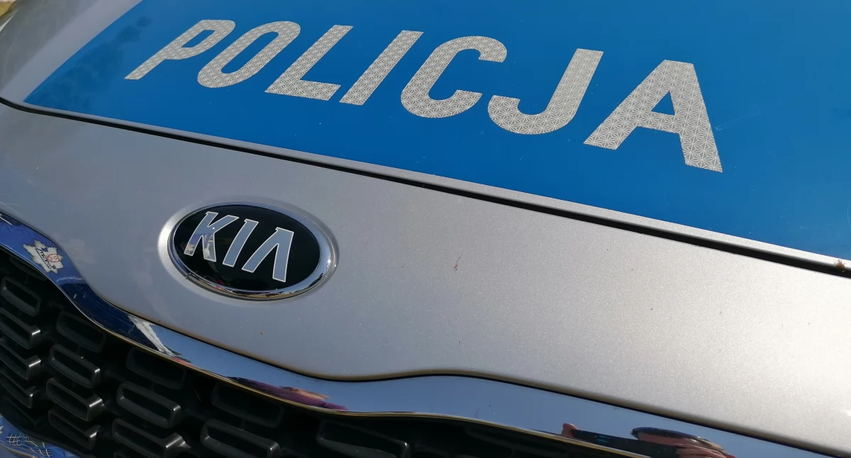 Wypadek osobówki i hulajnogi w Kaczanowie. Do szpitala trafiła 12-latka 