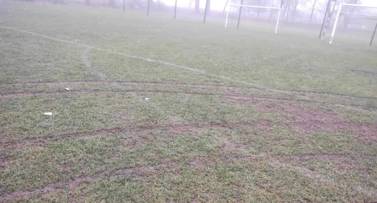Pod osłoną nocy zniszczył boisko w Sokołowie! Sprawca odnaleziony 
