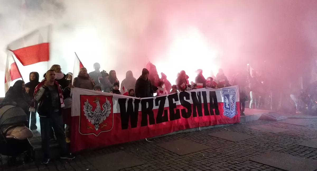 Wrześnianie pamiętają! Efektowny pokaz patriotyczny (zdjęcia/wideo) 