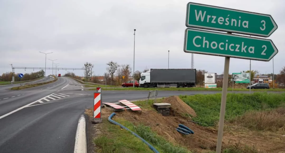 W końcu rusza budowa sygnalizacji na niebezpiecznym skrzyżowaniu w Przyborkach! (zdjęcia) 
