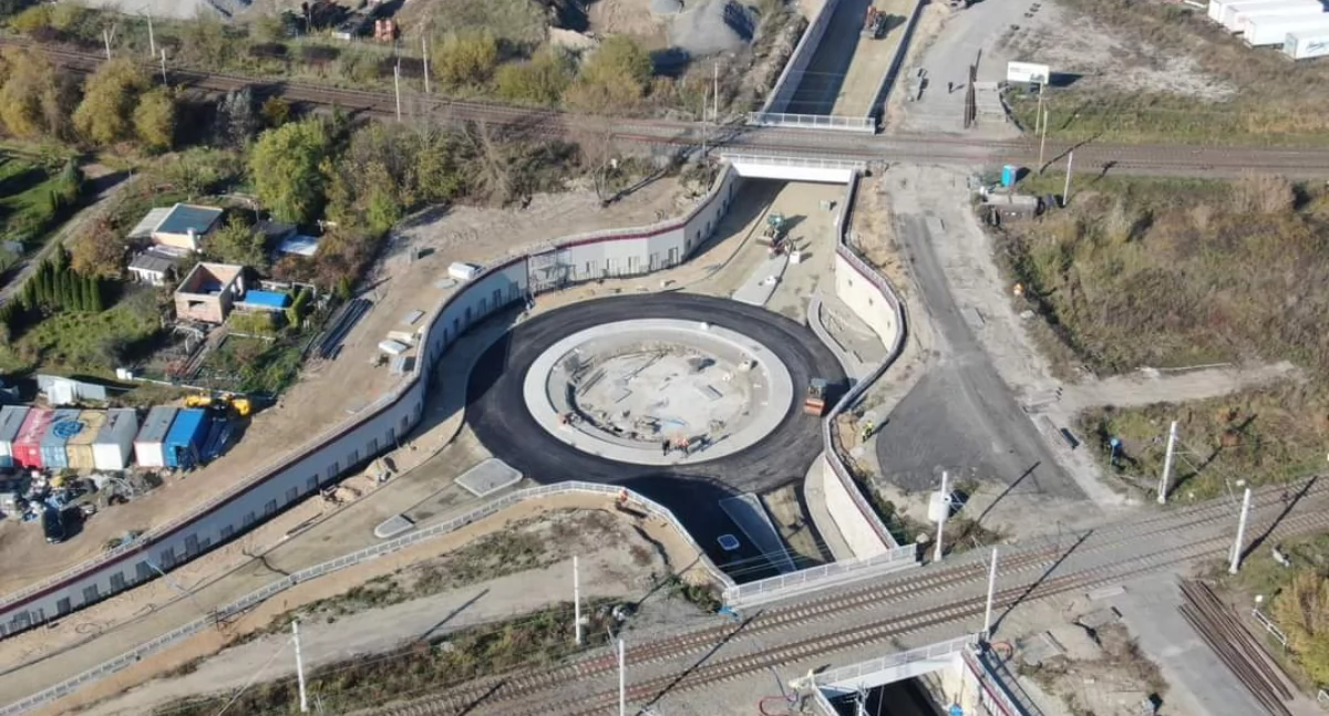 Trwają prace przy tunelach. Utrudnienia na rondzie Garbsen we Wrześni! 