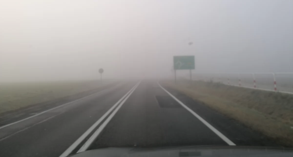 Uwaga! Gęsta mgła w powiecie wrzesińskim 