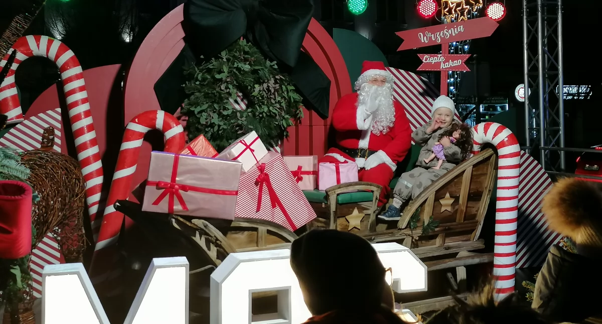 Mikołajki we Wrześni! Trwa Świąteczny Jarmark (Galeria) 