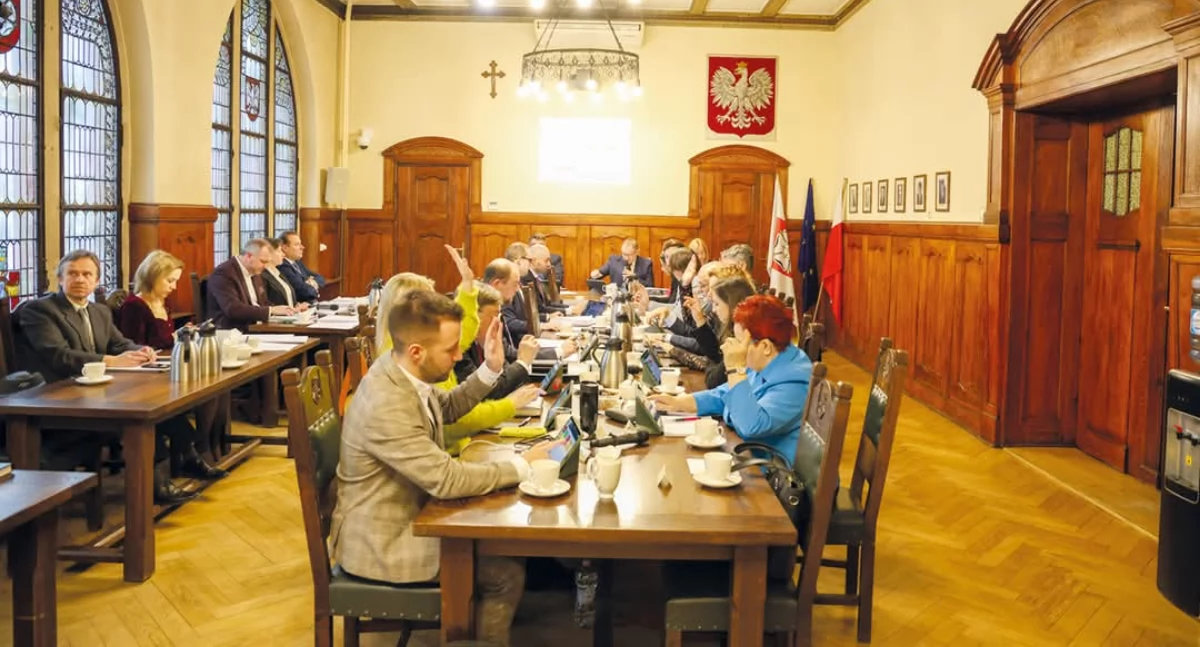Rada Miejska we Wrześni przyjęła budżet 2025. Sprawdź jakie inwestycje! 