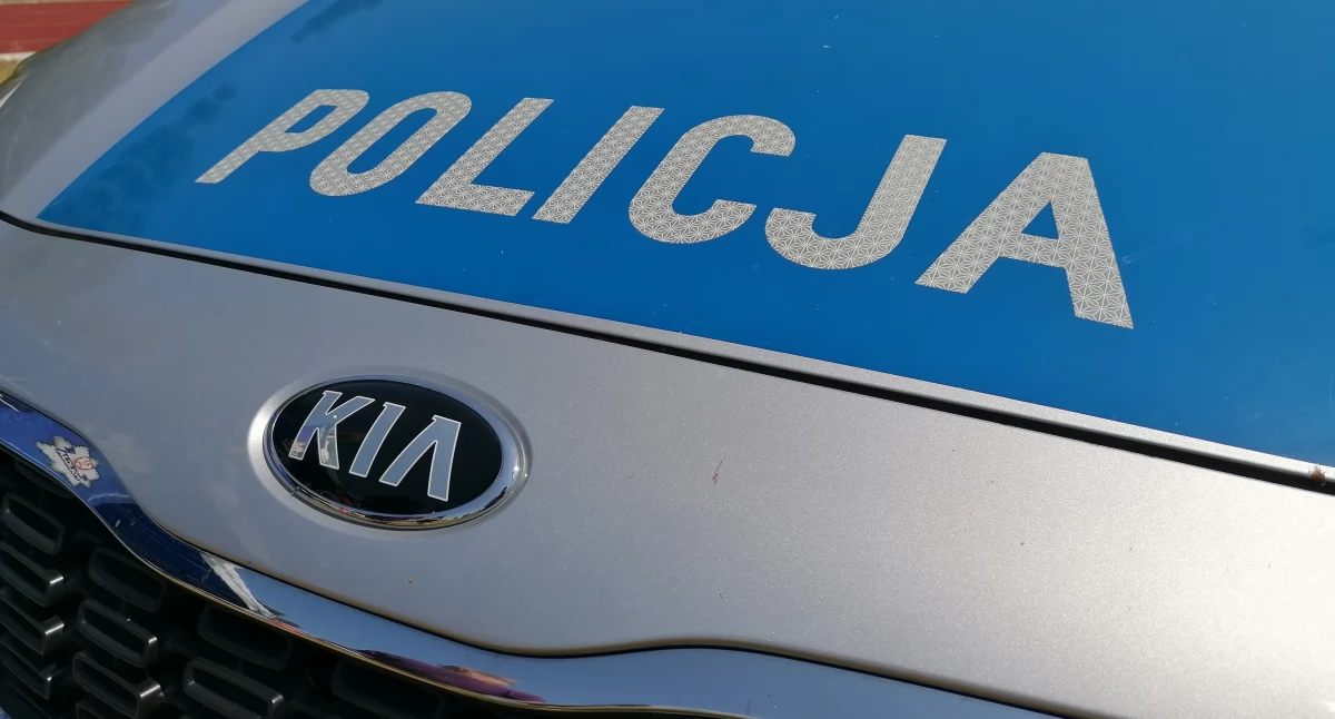 Stracił panowanie nad autem. Wjechał w ogrodzenie cmentarza we Wrześni 