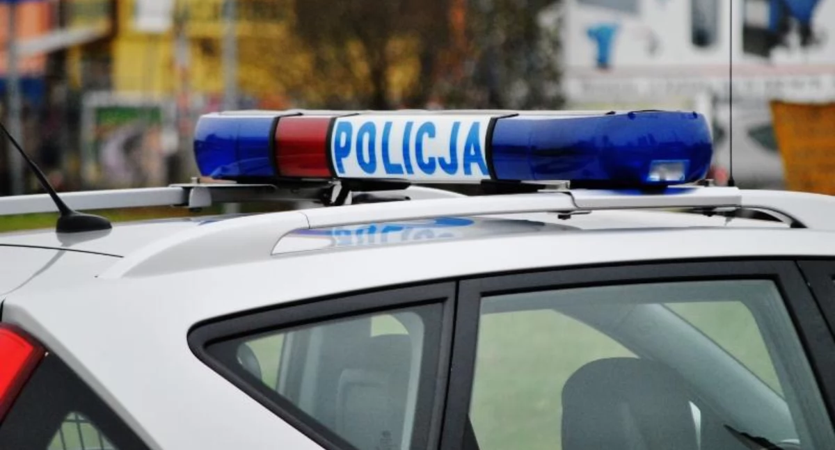 Kolizja osobówek na rondzie Garbsen we Wrześni 
