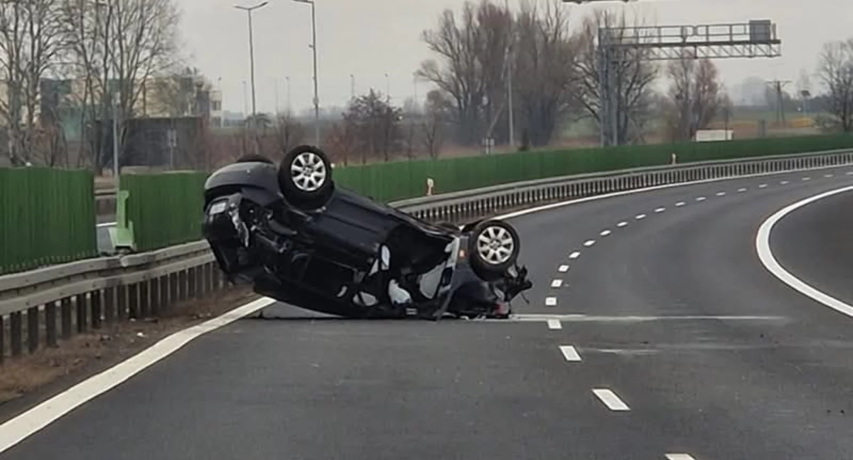 Wypadek na drodze ekspresowej!