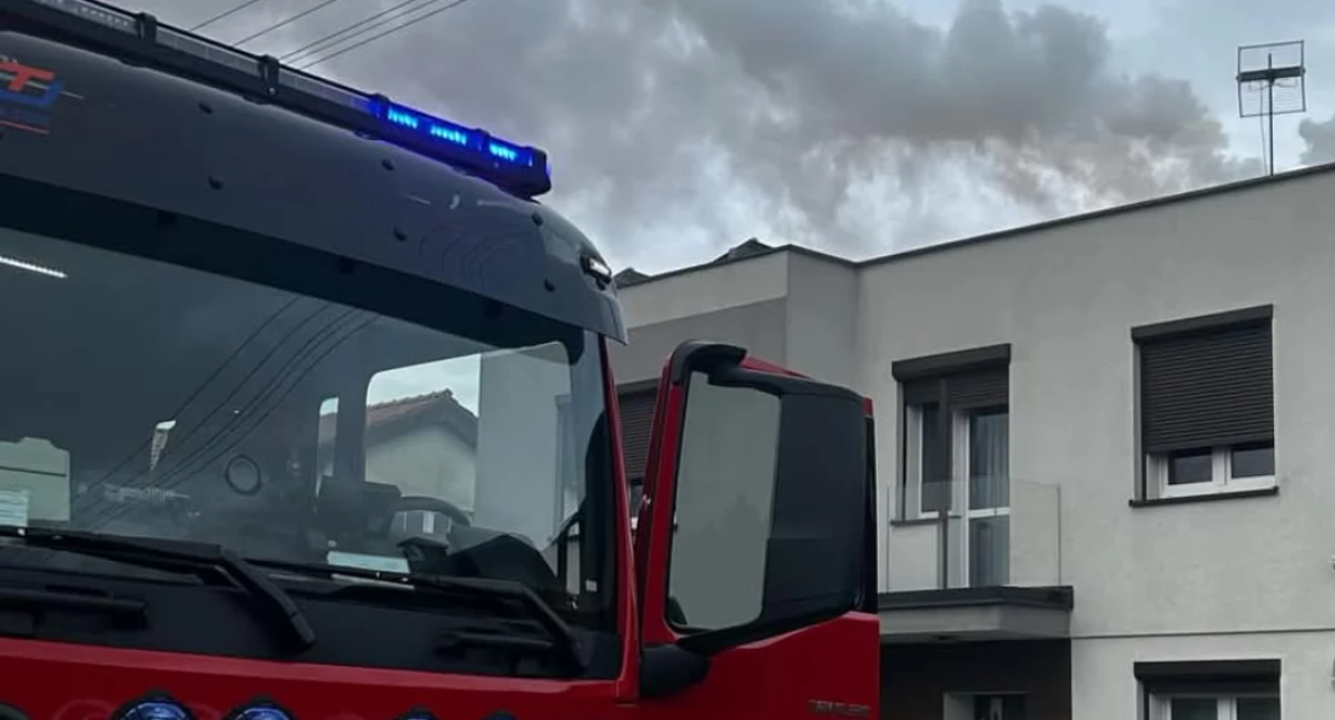 Pożar sadzy w kominie na Lipówce (zdjęcia) 