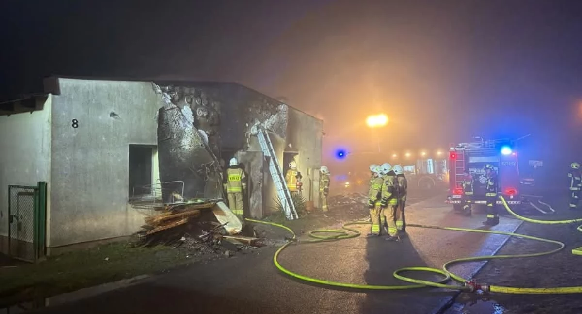 Policjanci, strażacy I ratownicy medyczni uratowali życie seniorce 