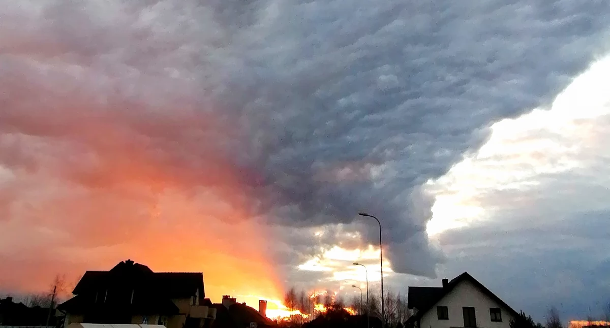 Uwaga dziś na gwałtowne burze we Wrześni i okolicy! 