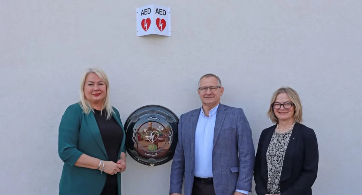 Nowy defibrylator AED we Wrześni