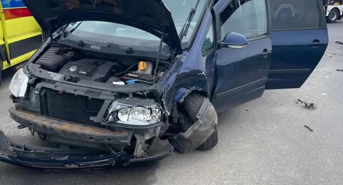 Nie ustąpił pierwszeństwa. Kolizja z udziałem kilku osób 