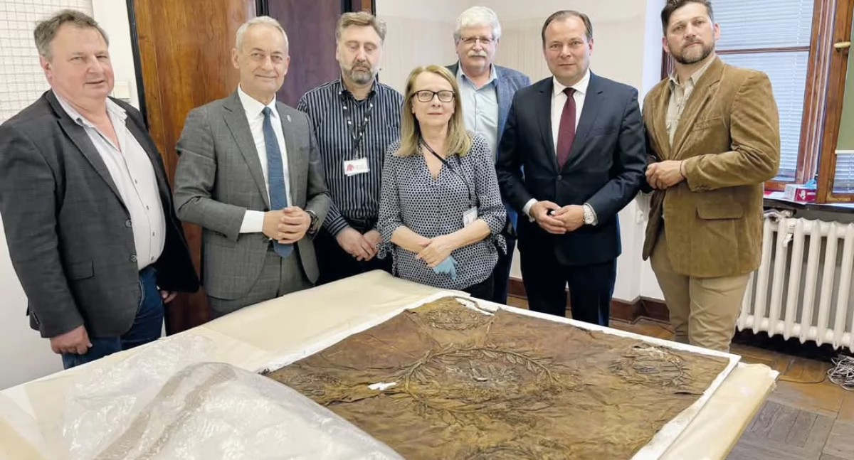 Trwa renowacja odnalezionego sztandaru 68. Pułku Piechoty! 