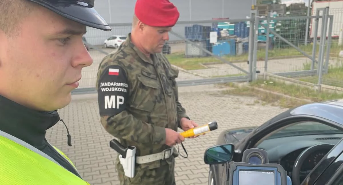 Wrzesińska policja i żołnierze wspólnie sprawdzali prędkość (zdjęcia)