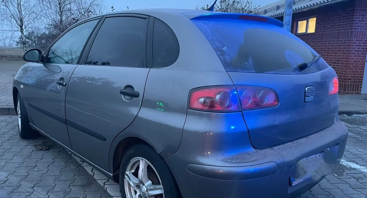 Kierowca Seata w rękach policji! Na autostradzie na podwójnym gazie!