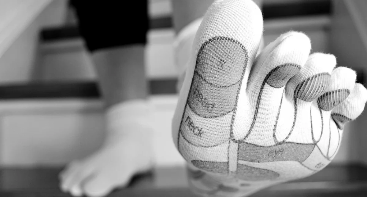 Buty z palcami – jakie skarpetki ubrać?