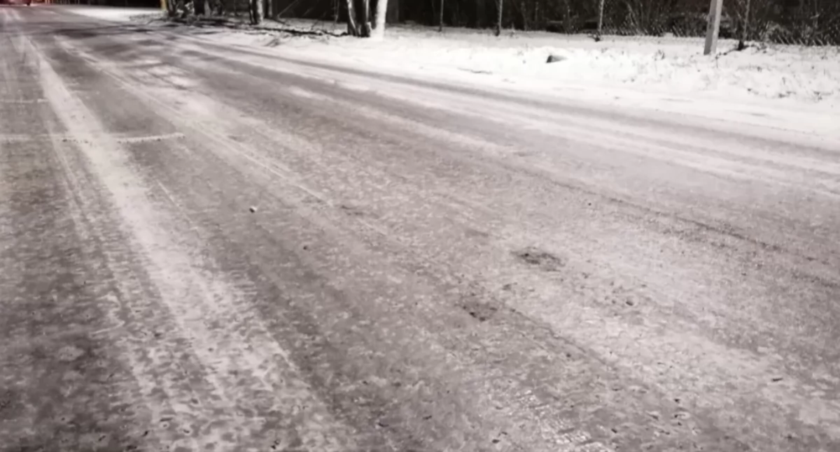 Uwaga na gołoledź we Wrześni i okolicy 